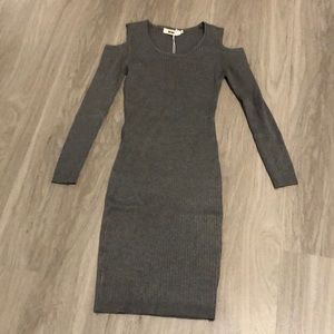 Bodycon midi dress open shoulders